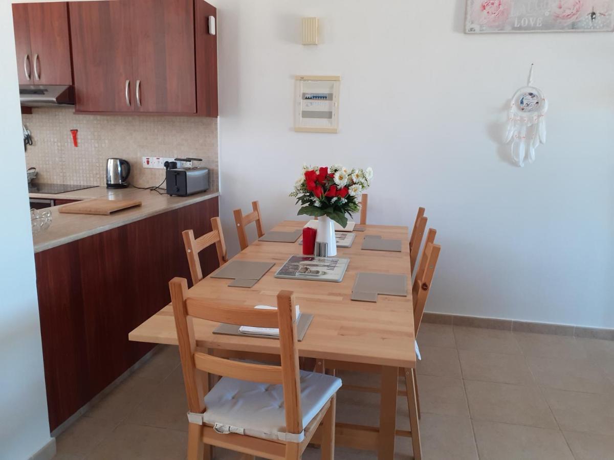 Willa Beautiful 2-Bed House In Mandria  Zewnętrze zdjęcie